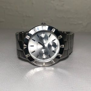 Guess classic silver watch